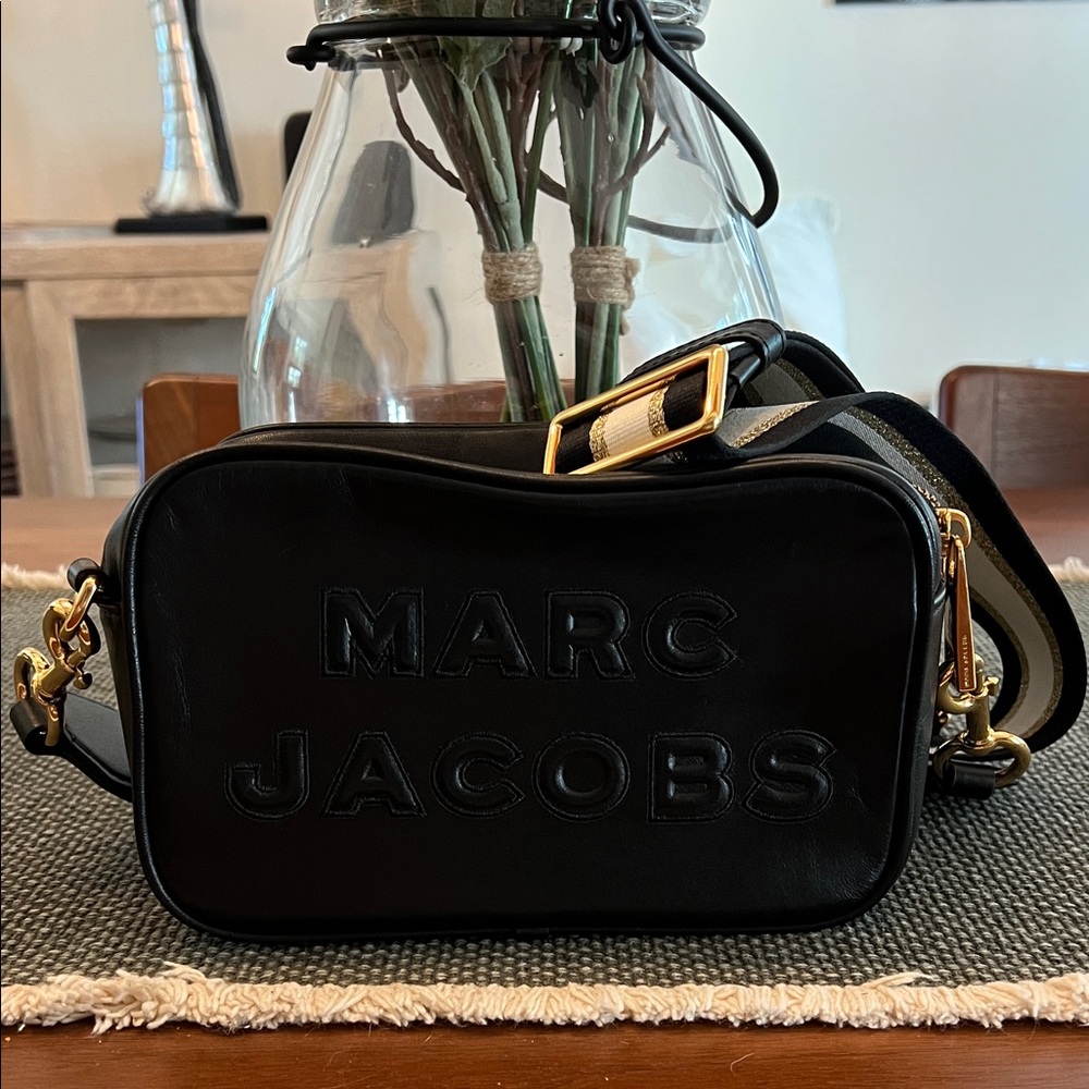 Marc Jacob’s black crossbody